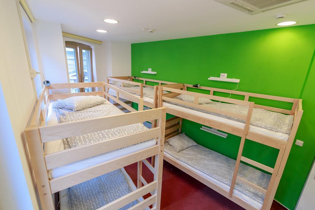 Pura Vida Sky Bar & Hostel 부쿠레슈티 객실 사진