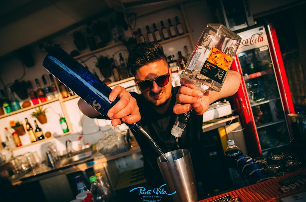 Pura Vida Sky Bar & Hostel 부쿠레슈티 외부 사진